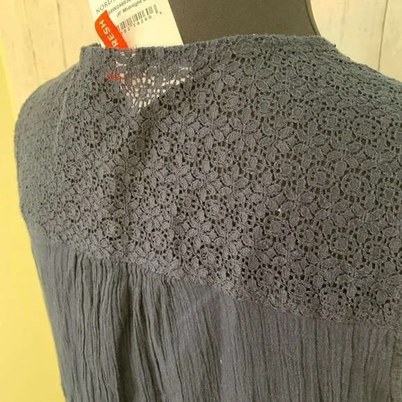 NWT Joe Fresh Tassel Trim Top Size Small - Picture 2 of 6
